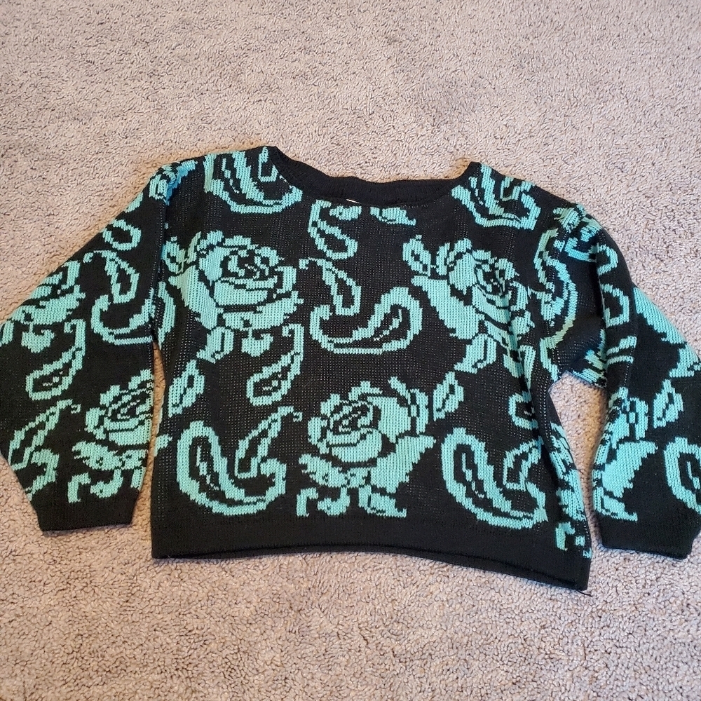 Situations Vintage Floral Patterned Cropped Sweater Size Small